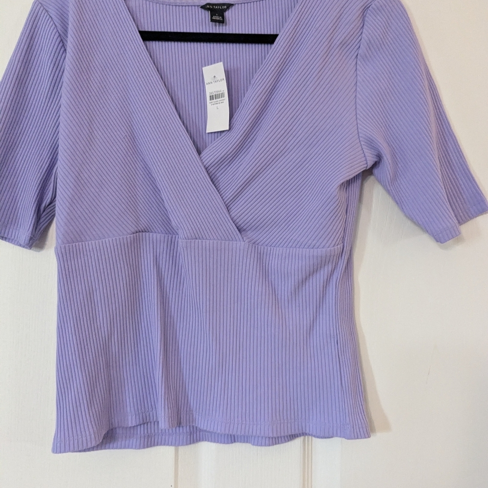 Ann Taylor Lavender V-Neck Ribbed Top